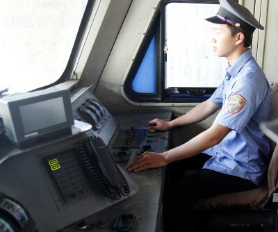 Huấn luyện an toàn vận hành lái tàu hỏa, tàu điện