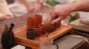 KHÓA HỌC "NGHỆ THUẬT CÂN BẰNG: UỐNG TRÀ & THỂ DỤC TẠI NƠI LÀM VIỆC" - Công Ty Cổ phần LDT